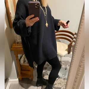 Free people, black tunic sweater